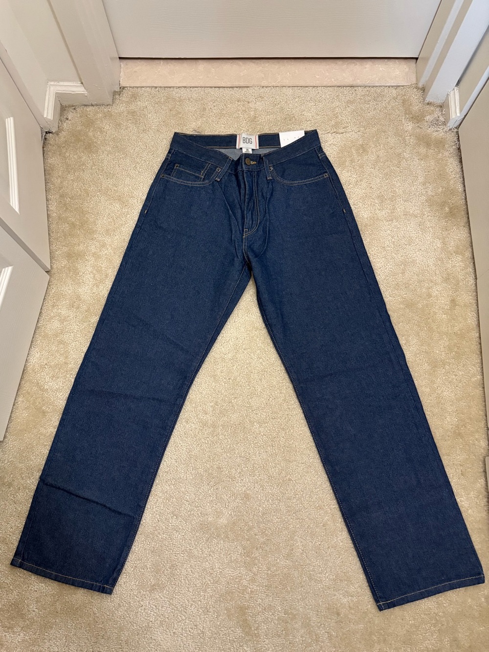 NWT size 28 - Urban Outfitters Olive Stovepipe Men’s Jeans - Dark Olive
